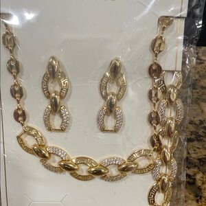 Elegant Gold and Silver Women's Jewelry Set